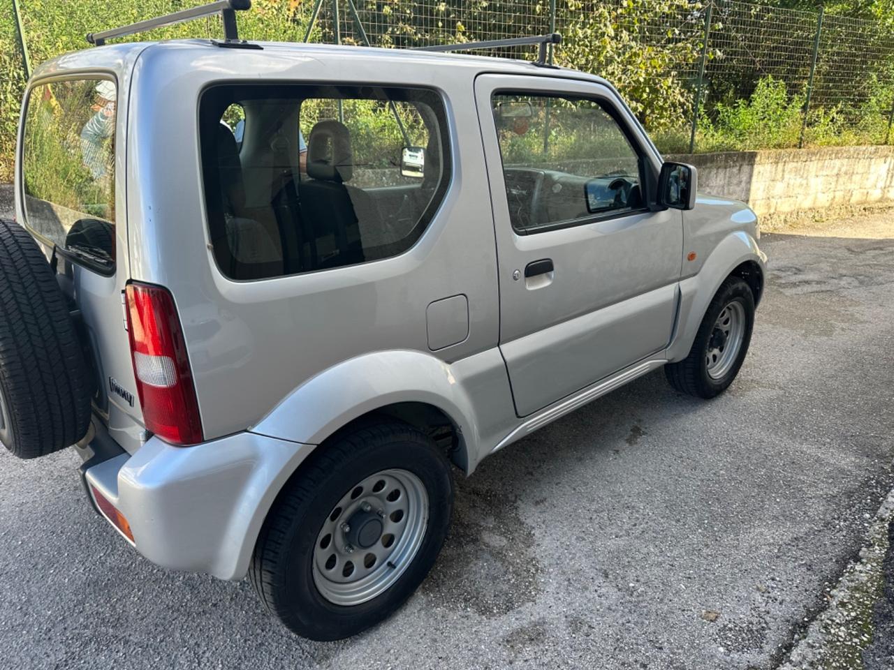 Suzuki Jimny 1.3i 16V cat 4WD JLX GPL