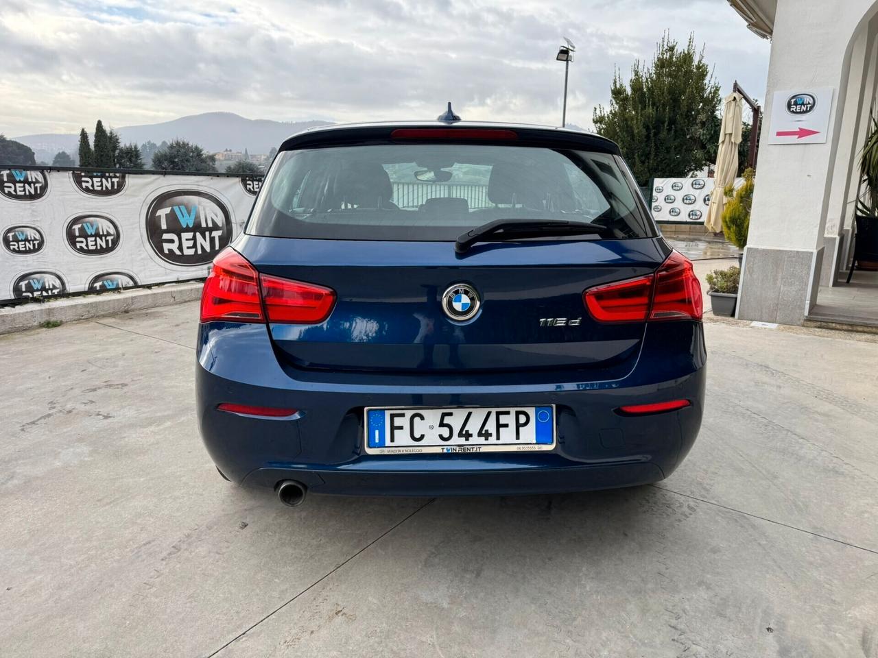 Bmw 116d 5p. Urban cambio automatico Neopatentati ok