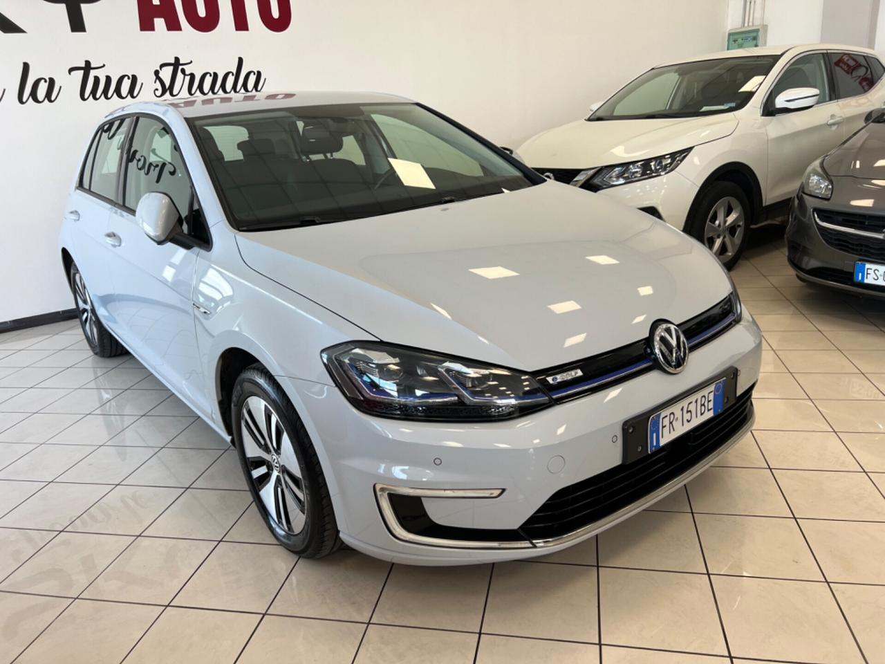 Volkswagen Golf e-Golf 136 CV