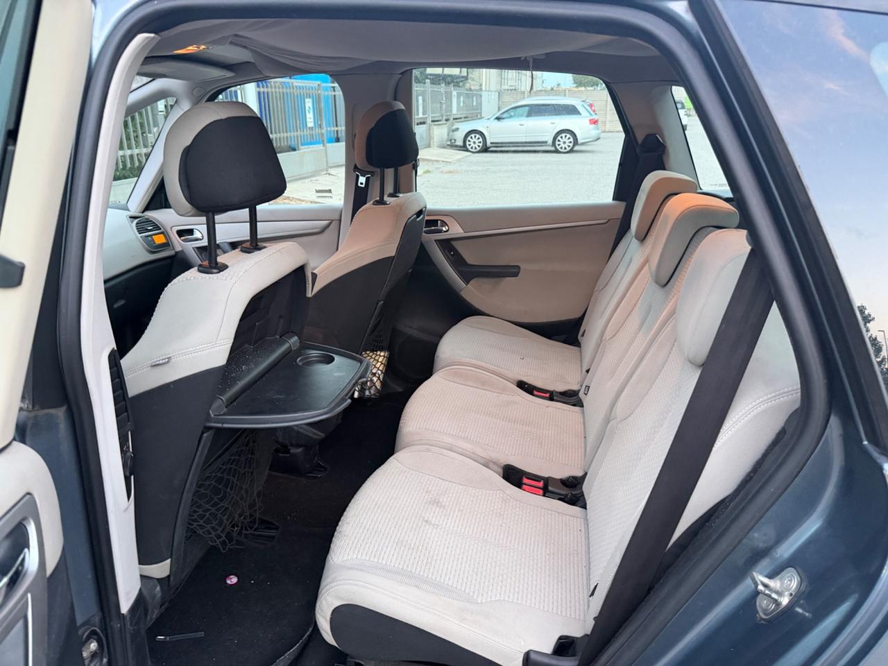 CITROEN C4 2.0 DIESEL AUTOMATICO PER COMERCIANȚI