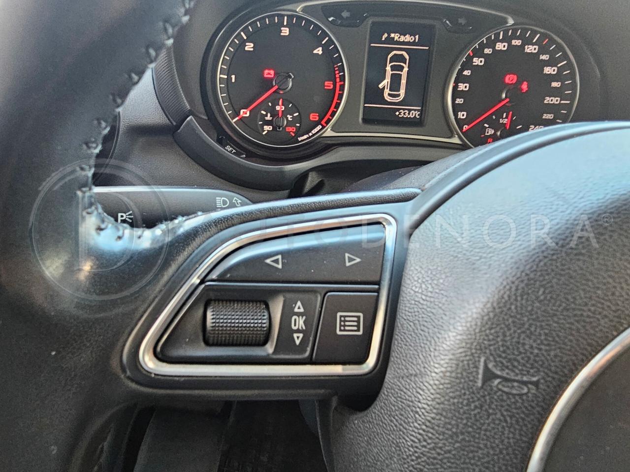 Audi A1 1.6 TDI Attraction#TETTO#NAVI