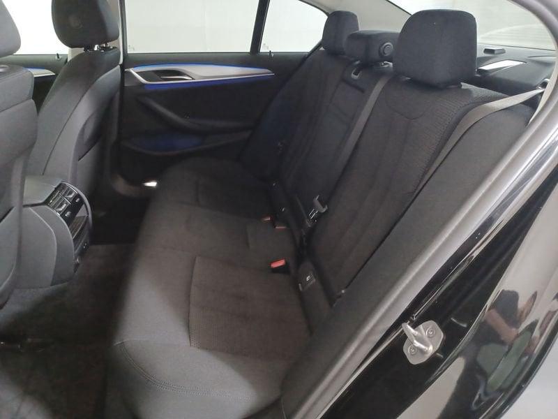 BMW Serie 5 G30 2020 Berlina LCI D 520d mhev 48V Business auto