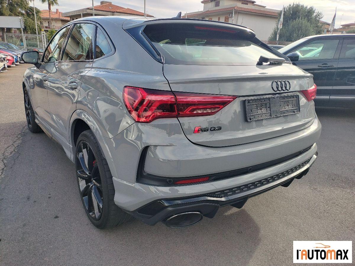 AUDI - Q3 Sportback RS 2.5 quattro s-tronic