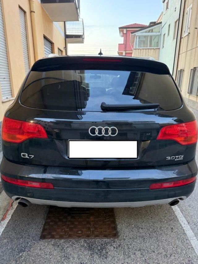 AUDI Q7 3.0 V6 TDI 233CV quattro tiptronic