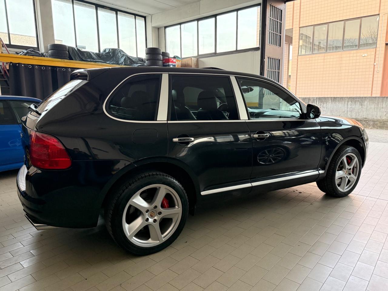 Porsche Cayenne Turbo s