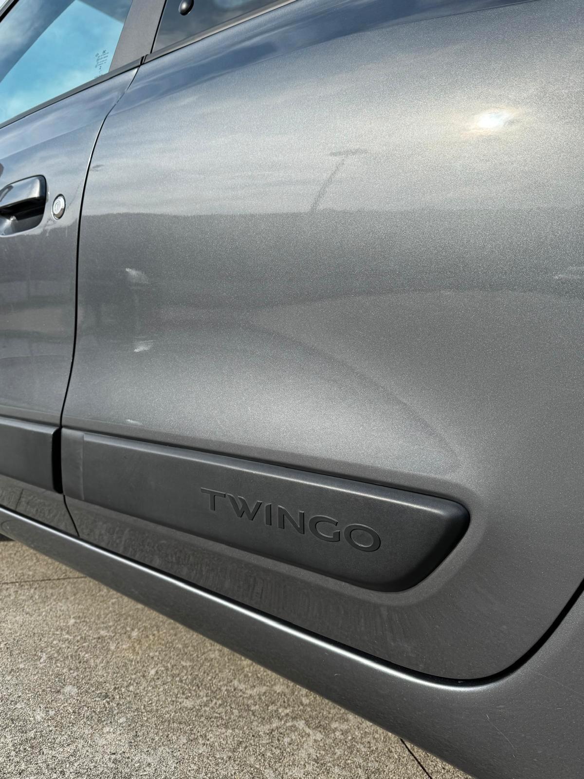 Renault Twingo SCe 65 CV Urban Night