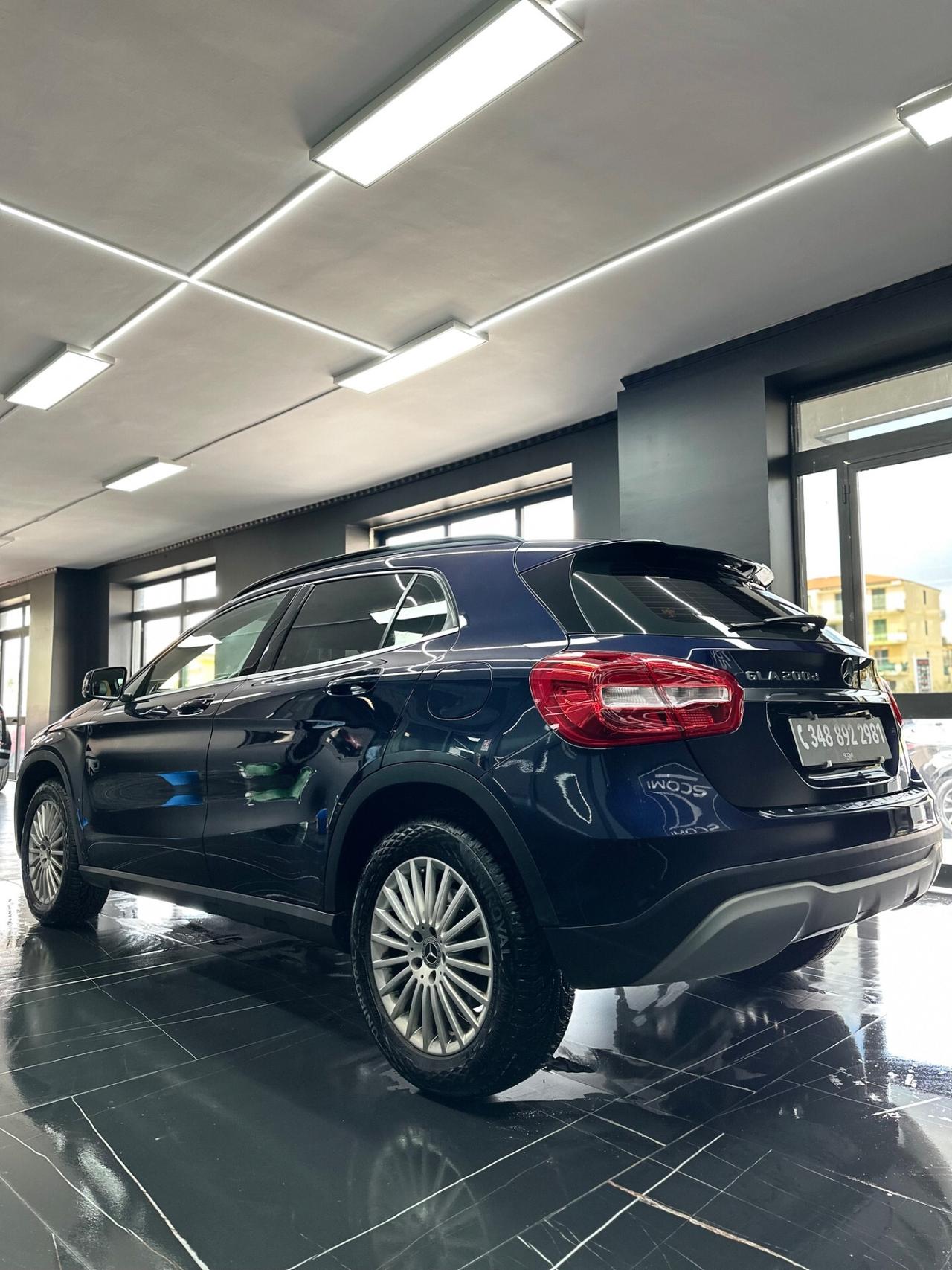 Mercedes-benz GLA 200 d Automatic Premium