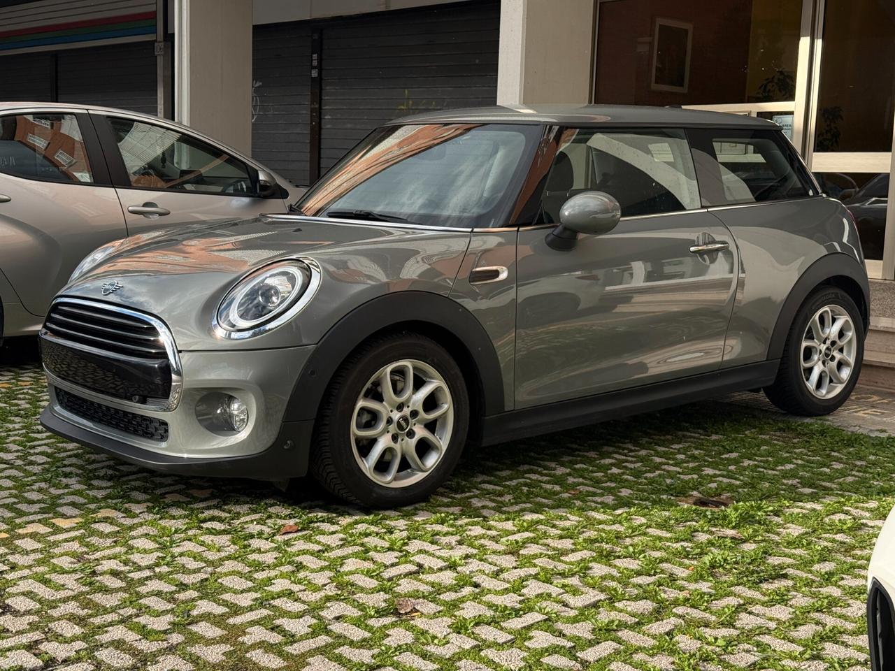 Mini Cooper 1.5 Automatica Neopatentati Tagliandi Ufficiali Prezzo Reale