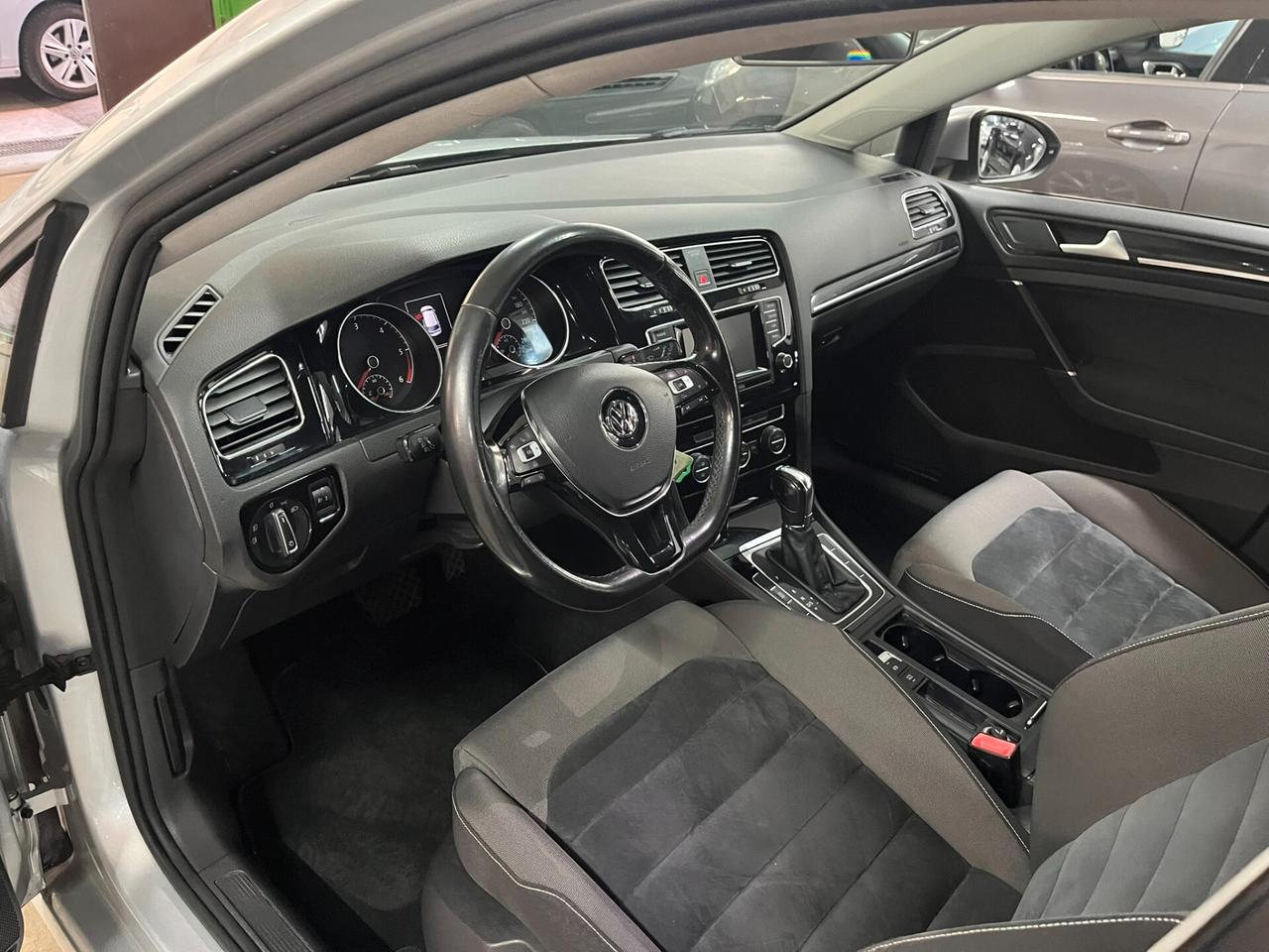 Vw Golf 1.6 TDI 5p. Highline Cambio automatico DSG