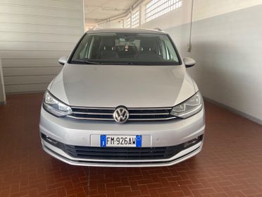 Volkswagen Touran 2.0 TDI 150 CV SCR DSG Executive BlueMotion Tech.