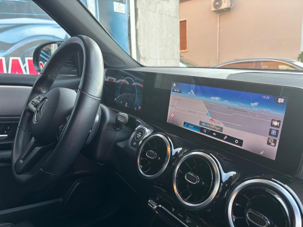 Mercedes-benz GLB 180 d Automatic Business Extra