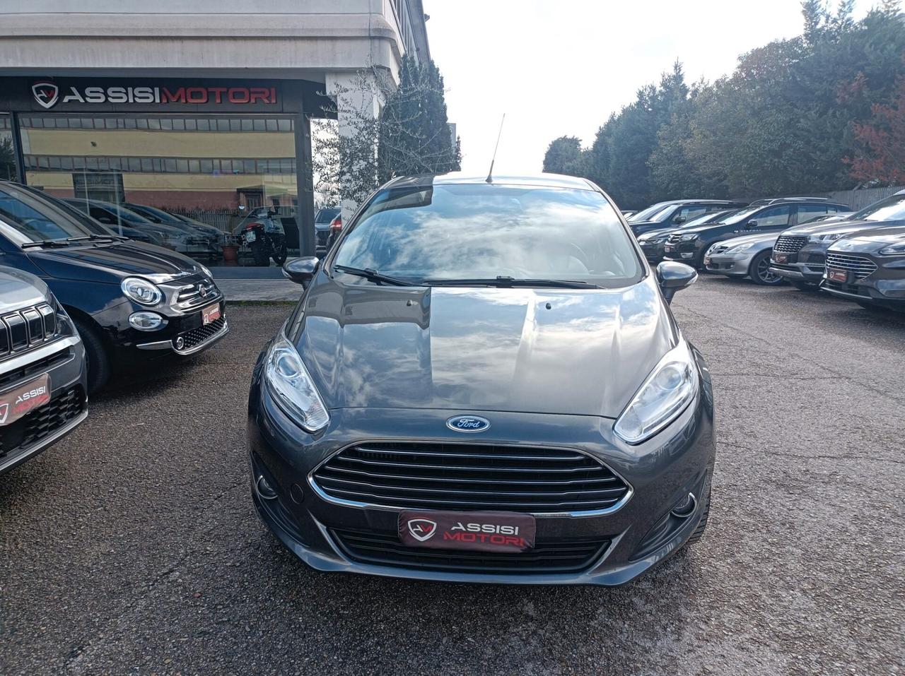 Ford Fiesta 1.5 TDCi 75CV 5 porte Titanium