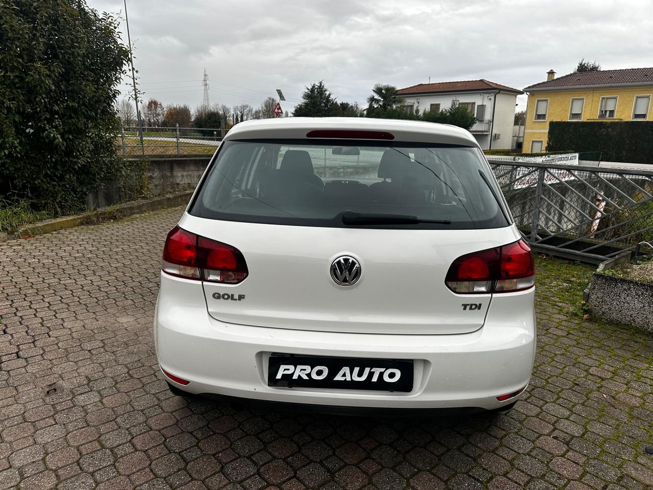 Volkswagen Golf 1.6 TDI DPF 5p. Highline