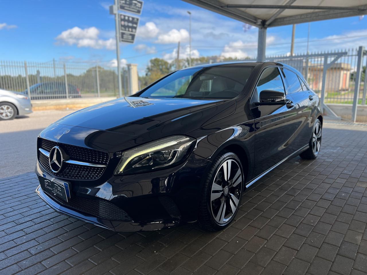 Mercedes-benz A 180 d Automatic Sport CRYSTAL GREY