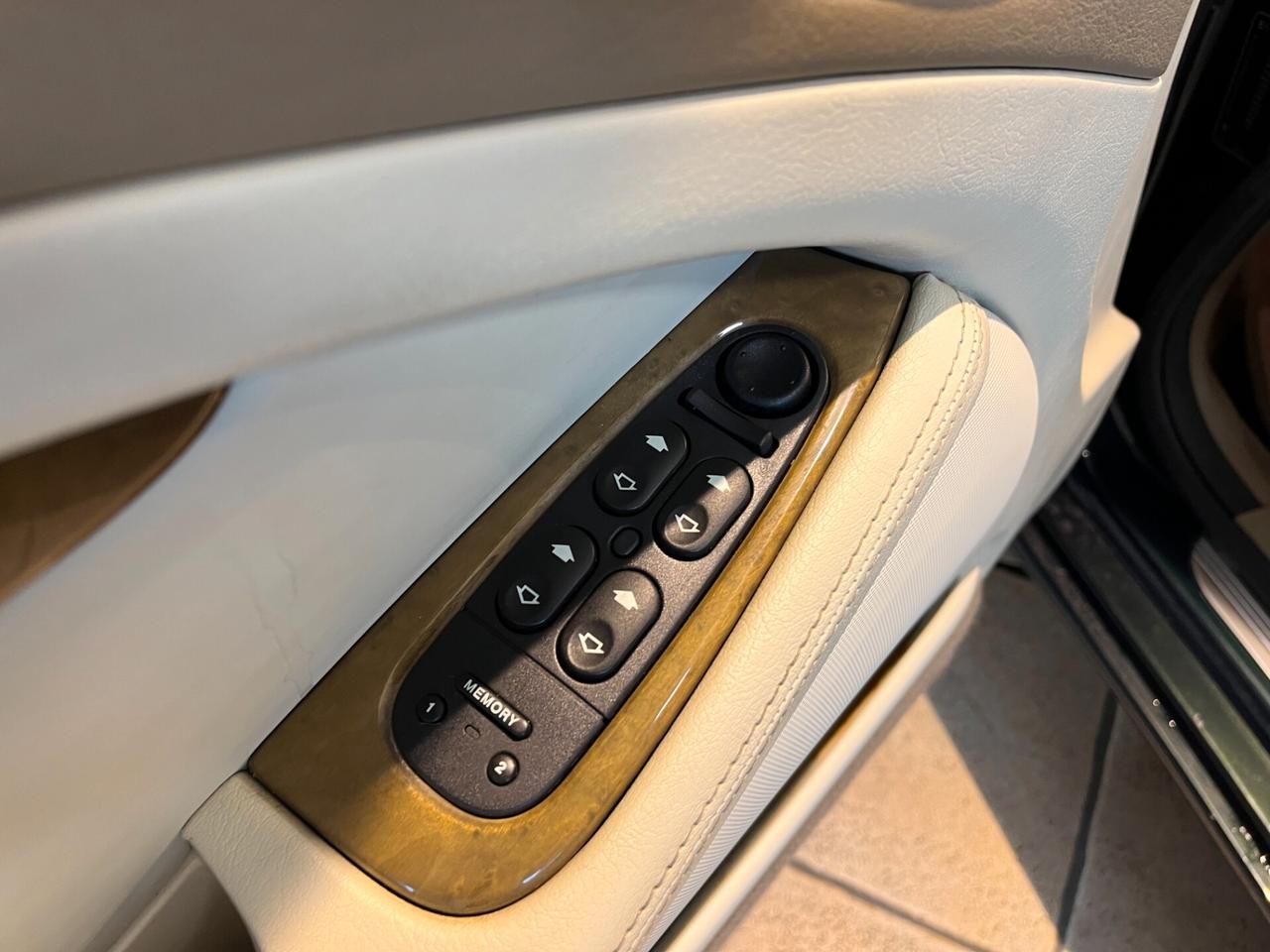 Jaguar S-Type 3.0 V6 24V SOLI 20.000 KM