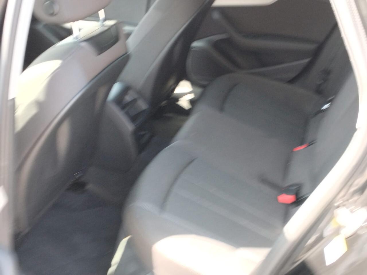 Audi A4 Avant 35 TDI/163 CV S tronic