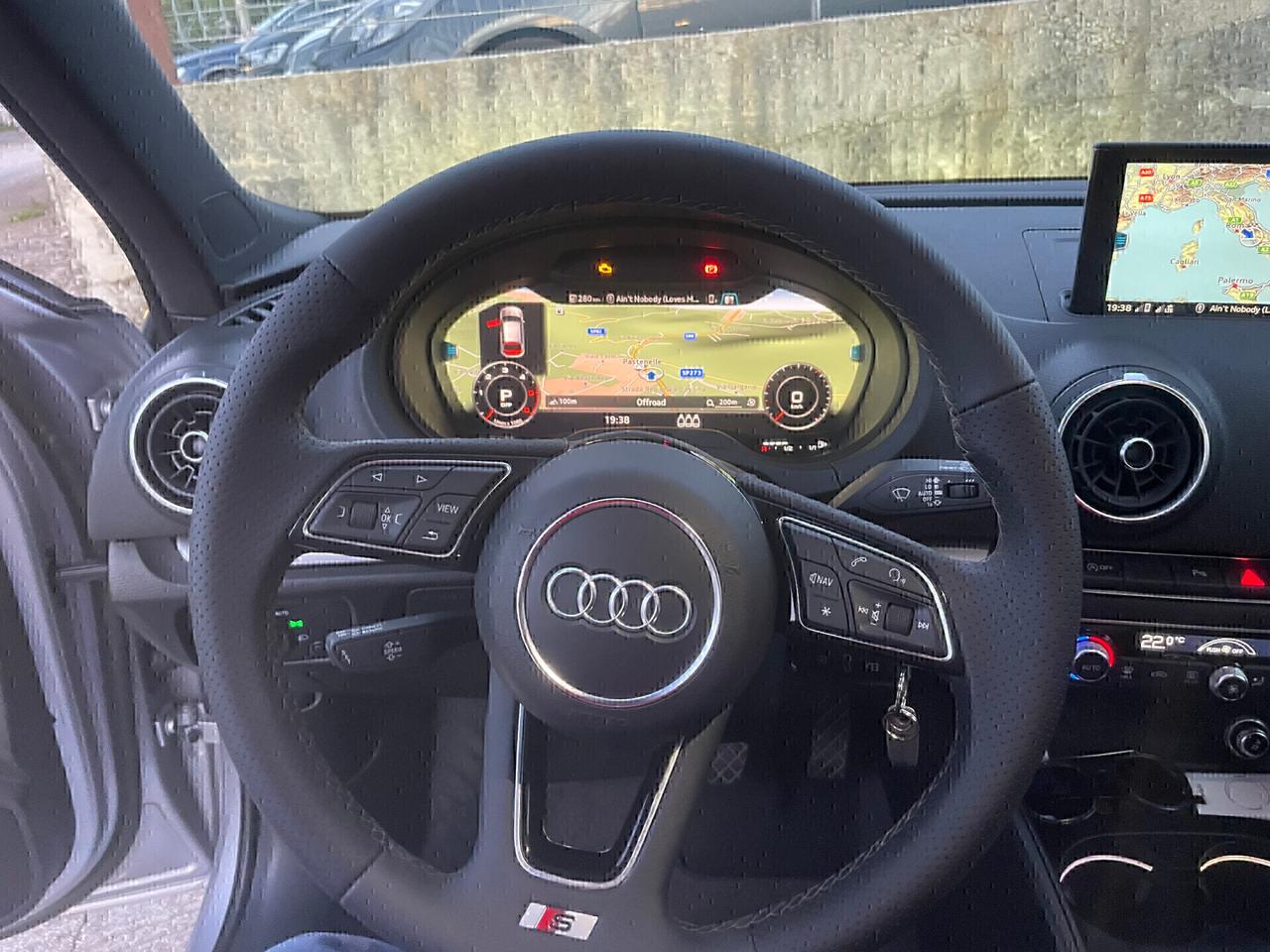 Audi A3 2.0 TDI 150 CV S LINE