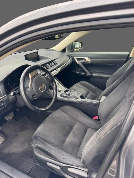 Lexus CT 200h Hybrid