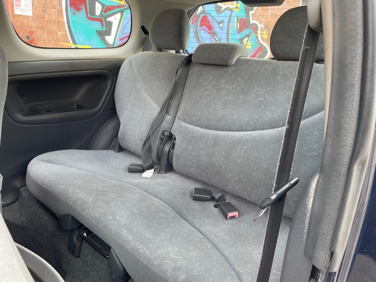 Toyota Yaris 1.0i 16V cat 3 porte