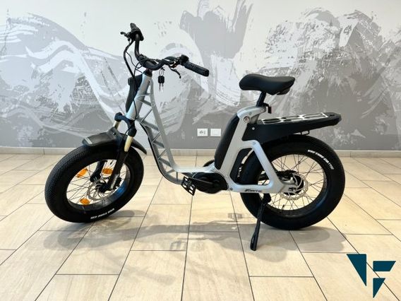 FANTIC MOTOR ISSIMO Urban 25