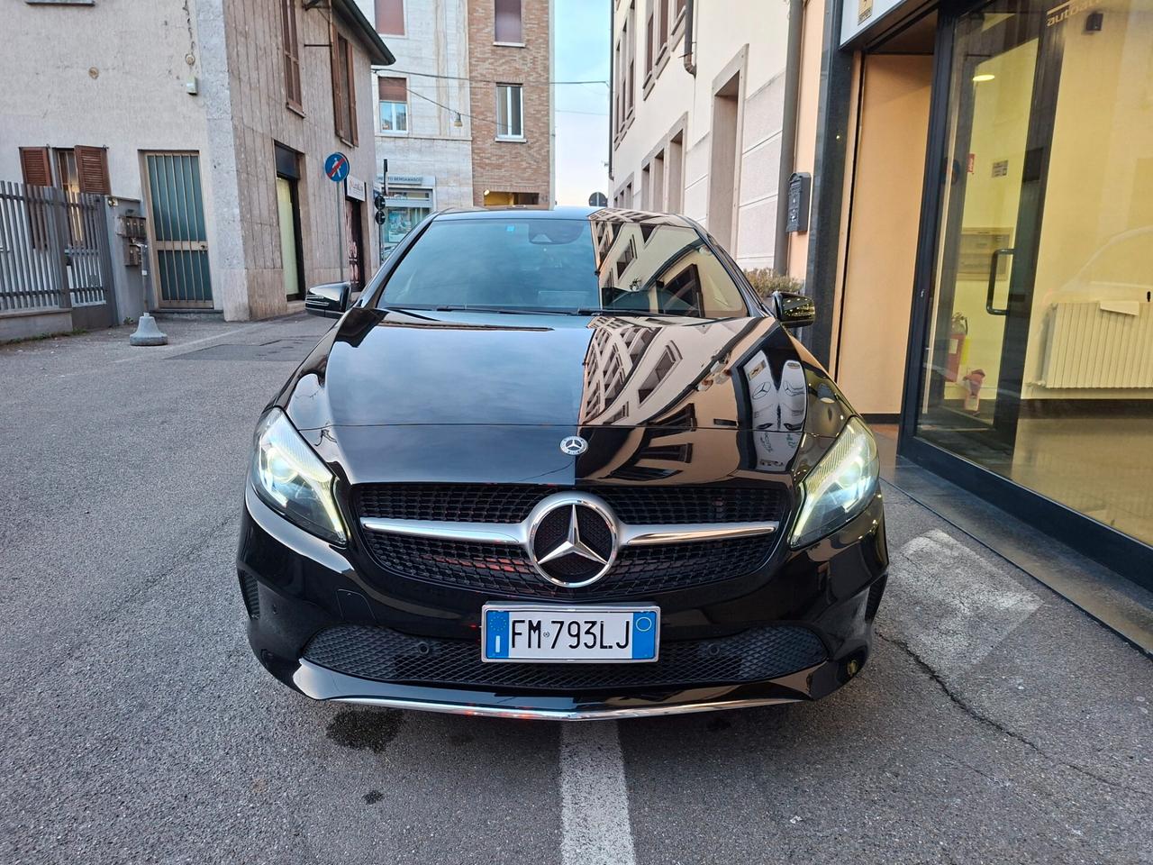 Mercedes-benz A 180 d Automatic Sport Restyling