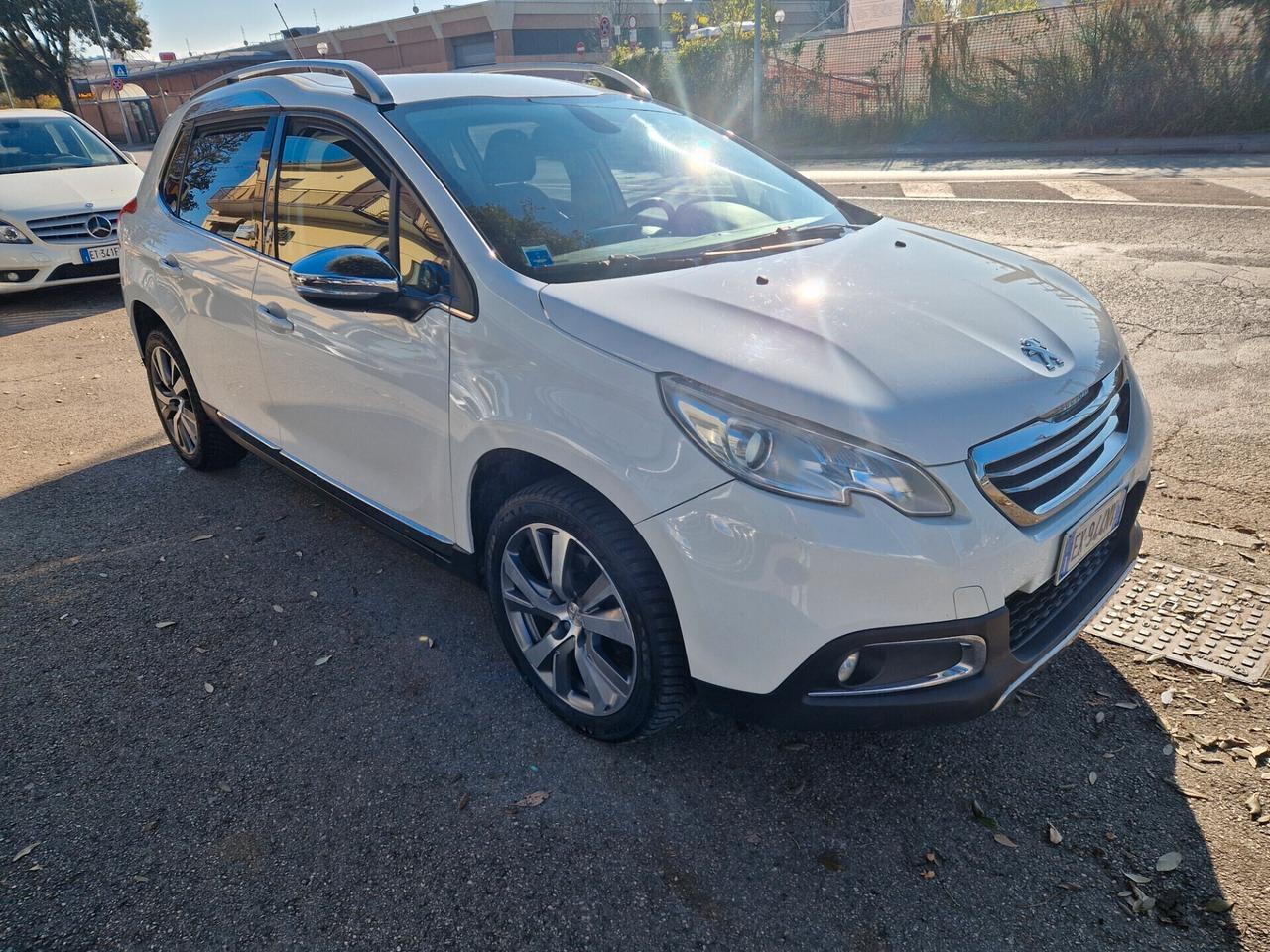 Peugeot 2008 1.6 e-HDi 92 CV Stop&Start Allure