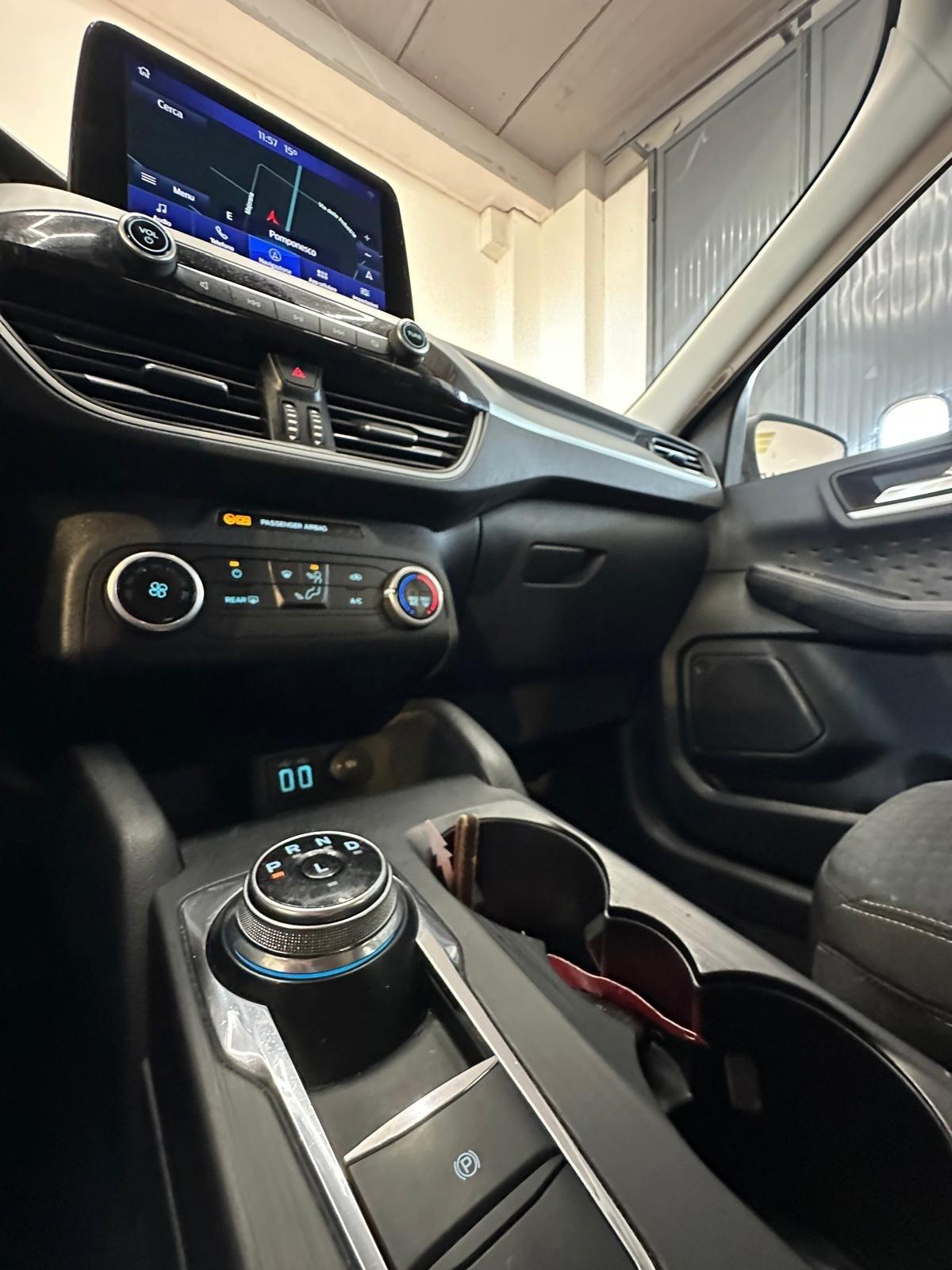 Ford Kuga 1.5 EcoBlue 120 CV aut. 2WD Titanium Business