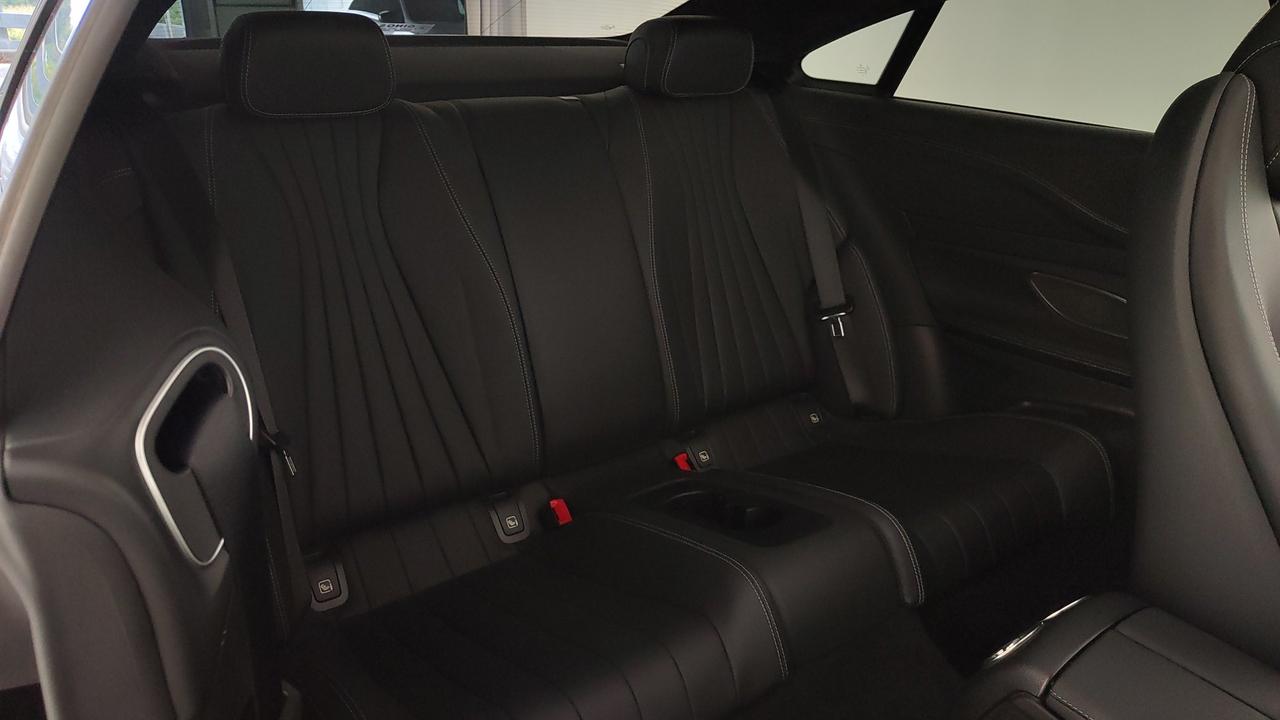 Mercedes-Benz E Coupe 300 d mhev (eq-boost) Premium Plus 4matic auto
