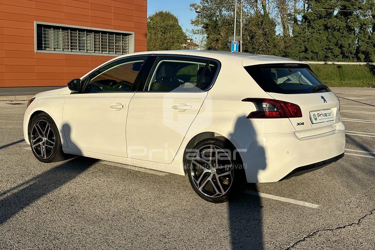 PEUGEOT 308 BlueHDi 130 S&S Allure