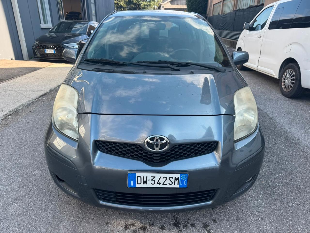 Toyota Yaris 1.0 5 porte Sol*NEOPATENTATI