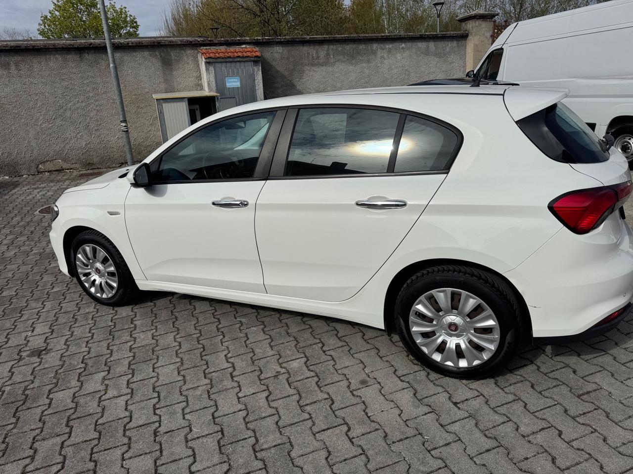 Fiat Tipo 1.4 5 porte Easy Euro 6b