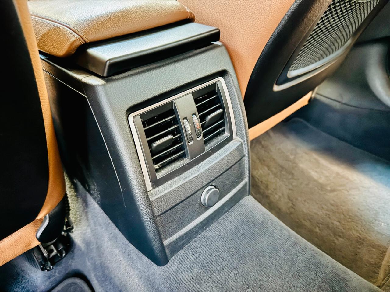 BMW 318d GT Luxury - LED / Navi