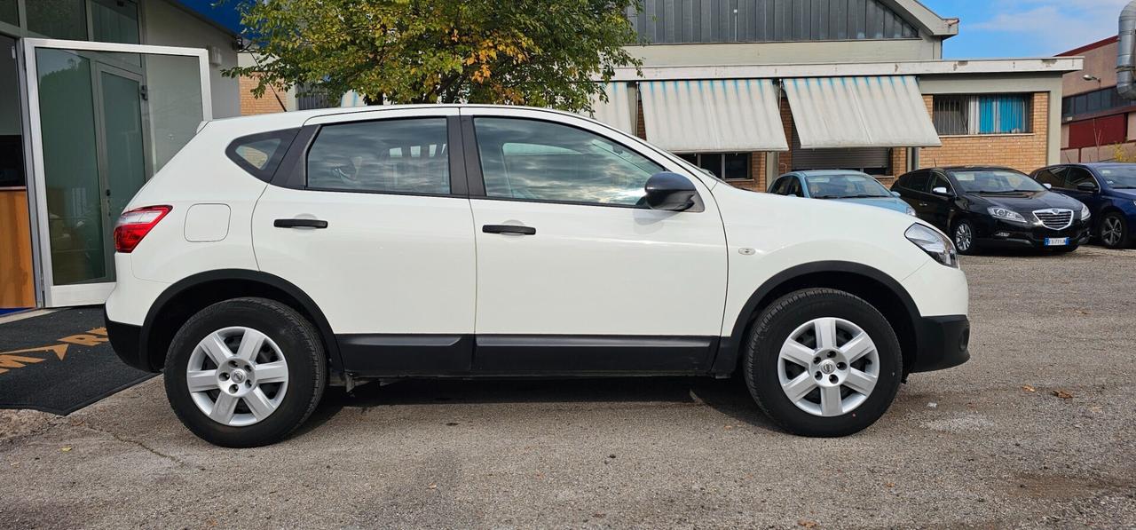 Nissan Qashqai solo 65.000 KM