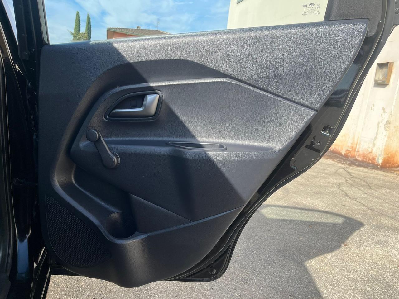 Kia Rio 1.1 CRDi 5p. Active 137000 km