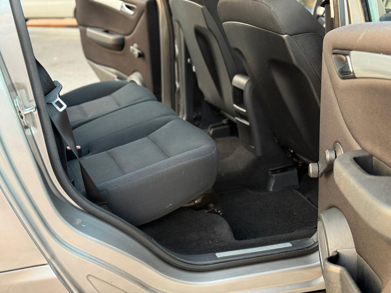 Mercedes-benz B 180 CDI