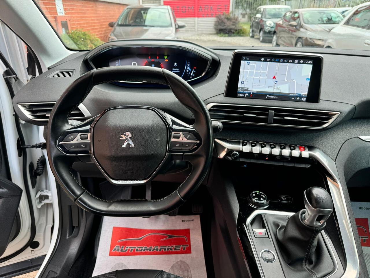 Peugeot 3008 1.2 PureTech Turbo 130cv Allure