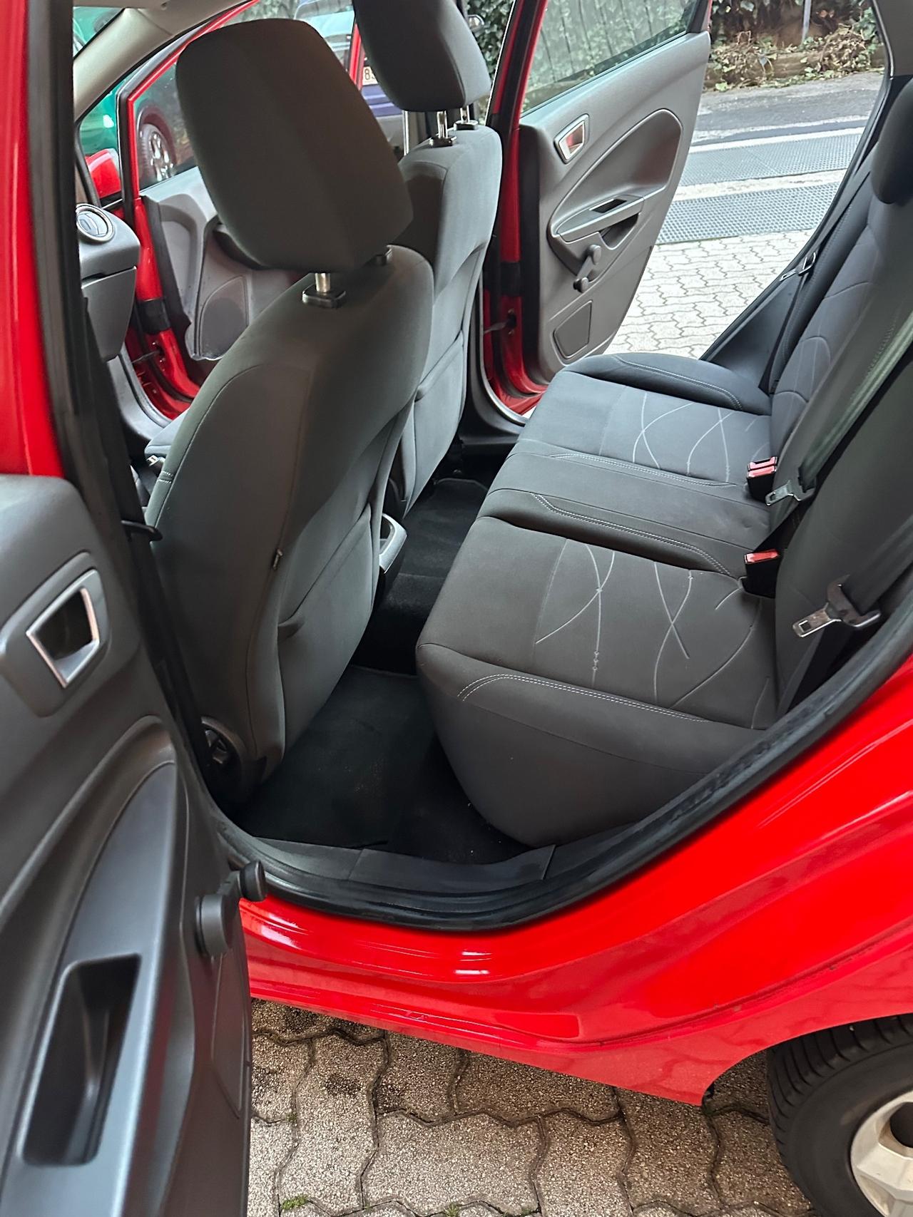 Ford Fiesta 1.4 5 porte Bz.- GPL Business