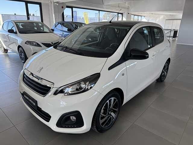 Peugeot 108 VTi 72 CV ALLURE