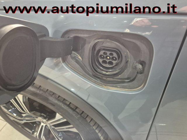 VOLVO XC40 T5 Recharge Plug-in Hybrid Inscription