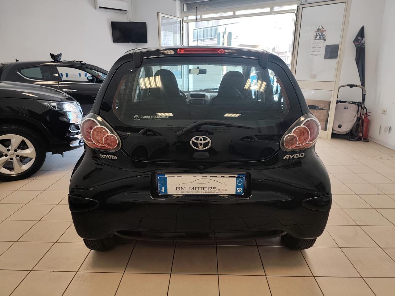 Toyota Aygo 1.0 12V VVT-i 5 porte Now Connect