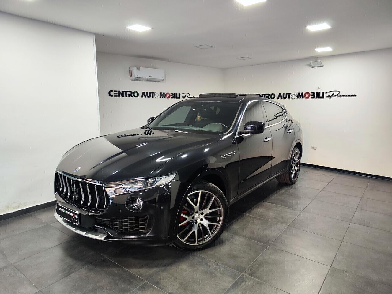 Maserati Levante V6 Diesel 275 CV AWD Gransport Tetto