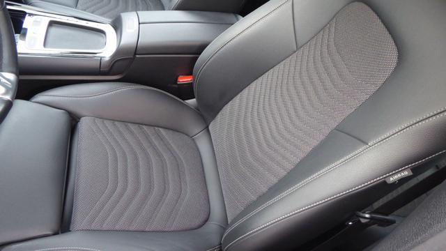 MERCEDES-BENZ GLA 180 d Automatic Progressive Advanced