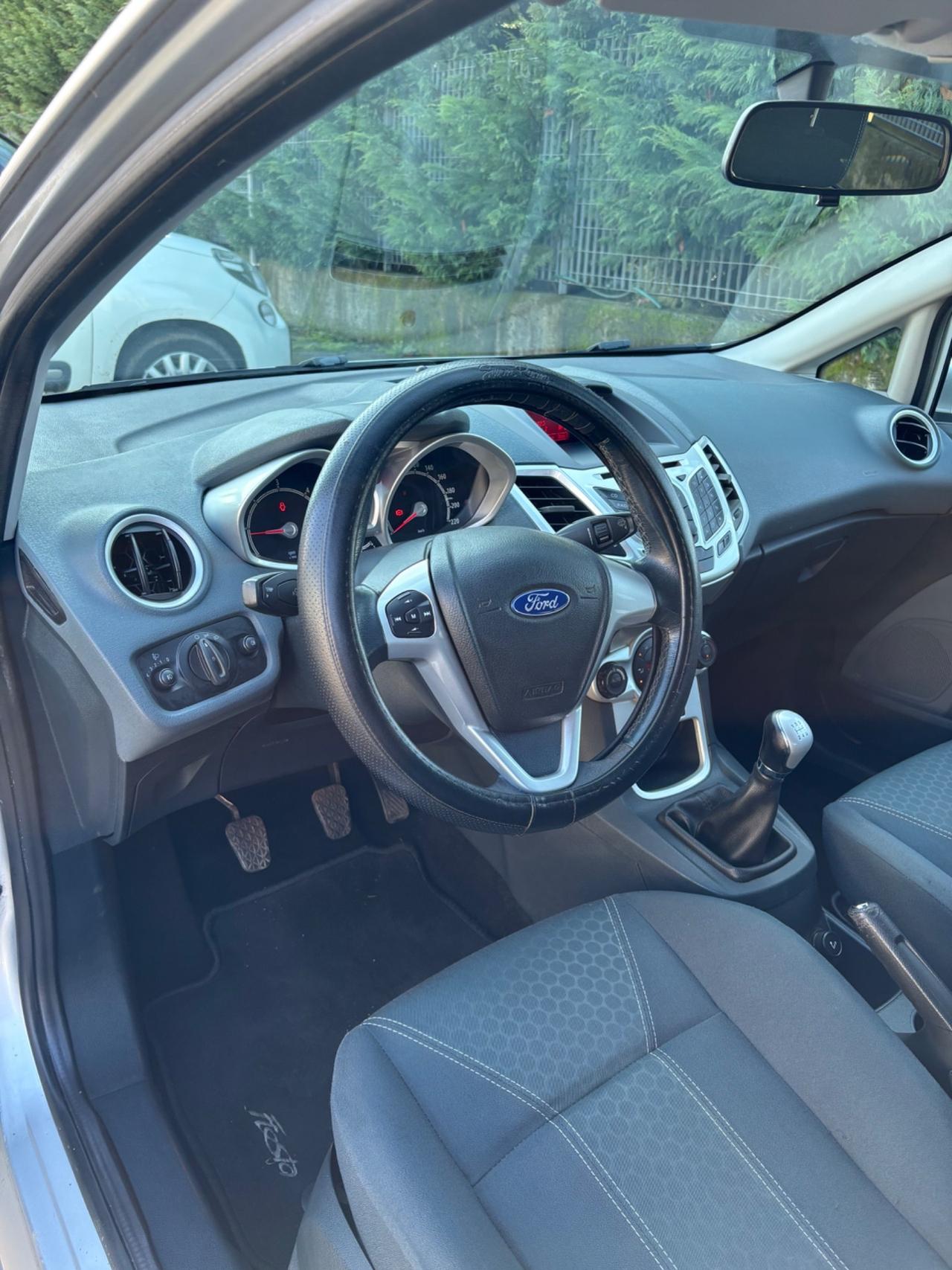 Ford Fiesta 1.4 TDCi 5p. Titanium