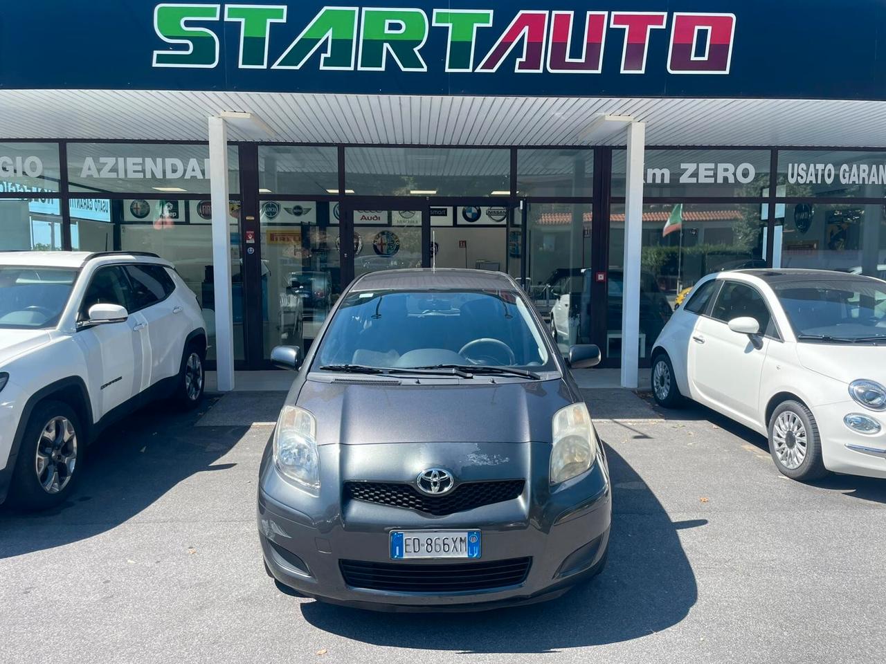 Toyota Yaris 1.0 5 porte