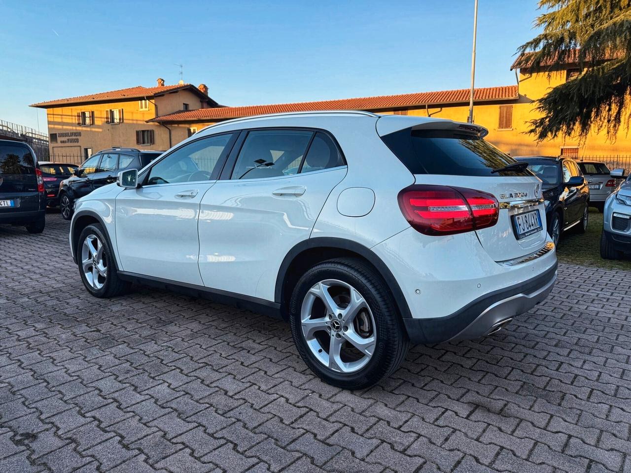 Mercedes-benz GLA 200 d Automatic 4Matic AUTOMATICA NAVI TELECAMERA CRUISE