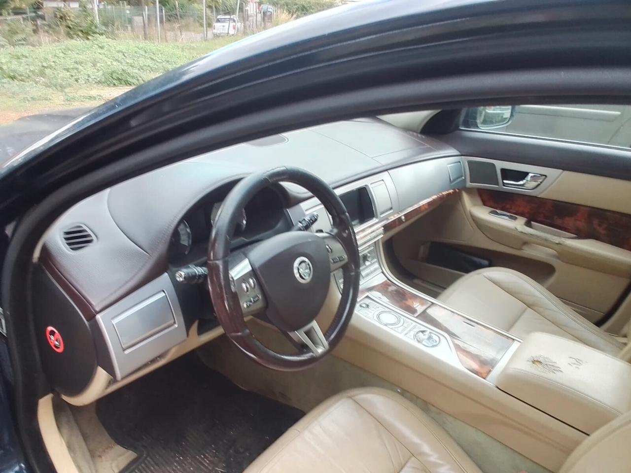 Jaguar XF 3.0 D V6