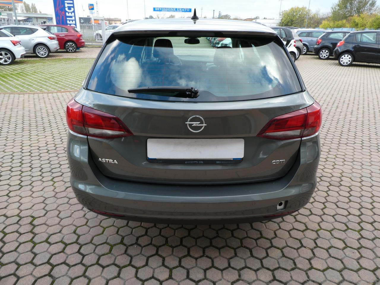 Opel Astra 1.6 CDTi 136CV aut. OK NEOPATENTATI