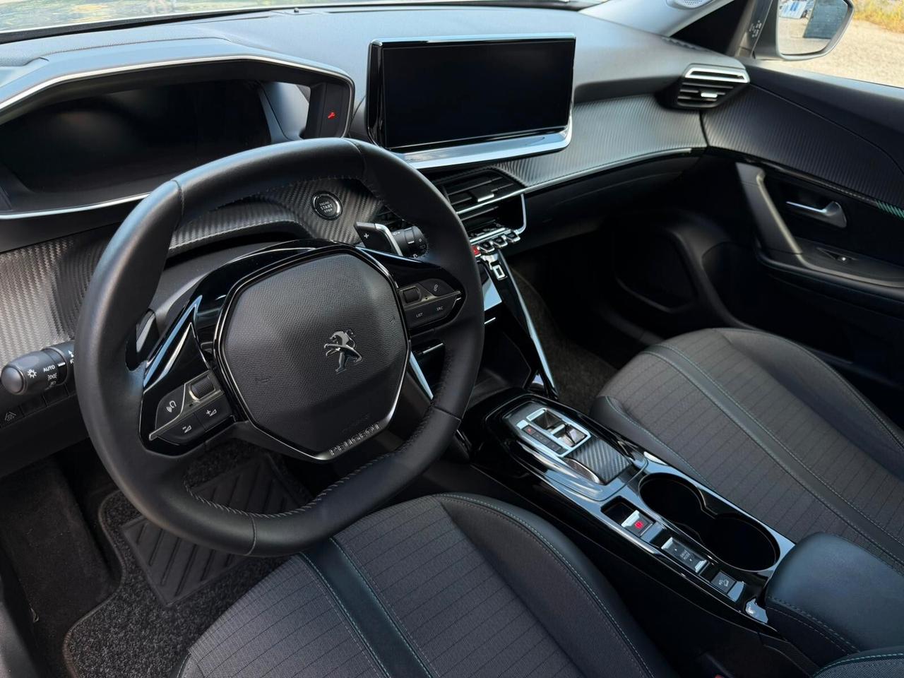 Peugeot 2008 BlueHDi 130 S&S EAT8 Allure