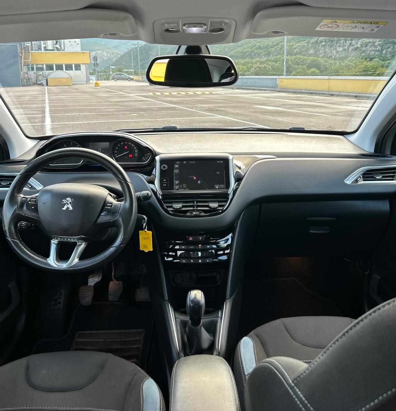 Peugeot 208 BlueHDi 5p Allure Neopatentati 2015
