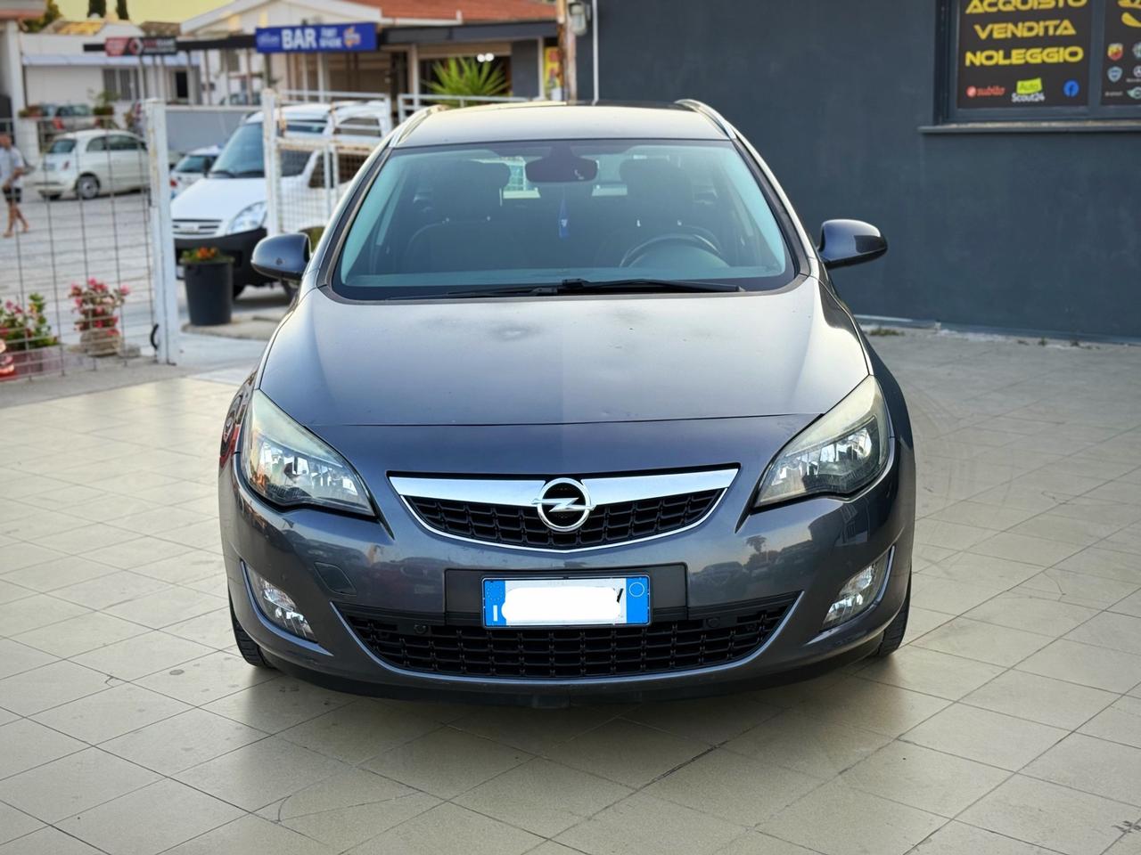 Opel Astra 2.0 CDTI 165CV Sports Tourer Cosmo S
